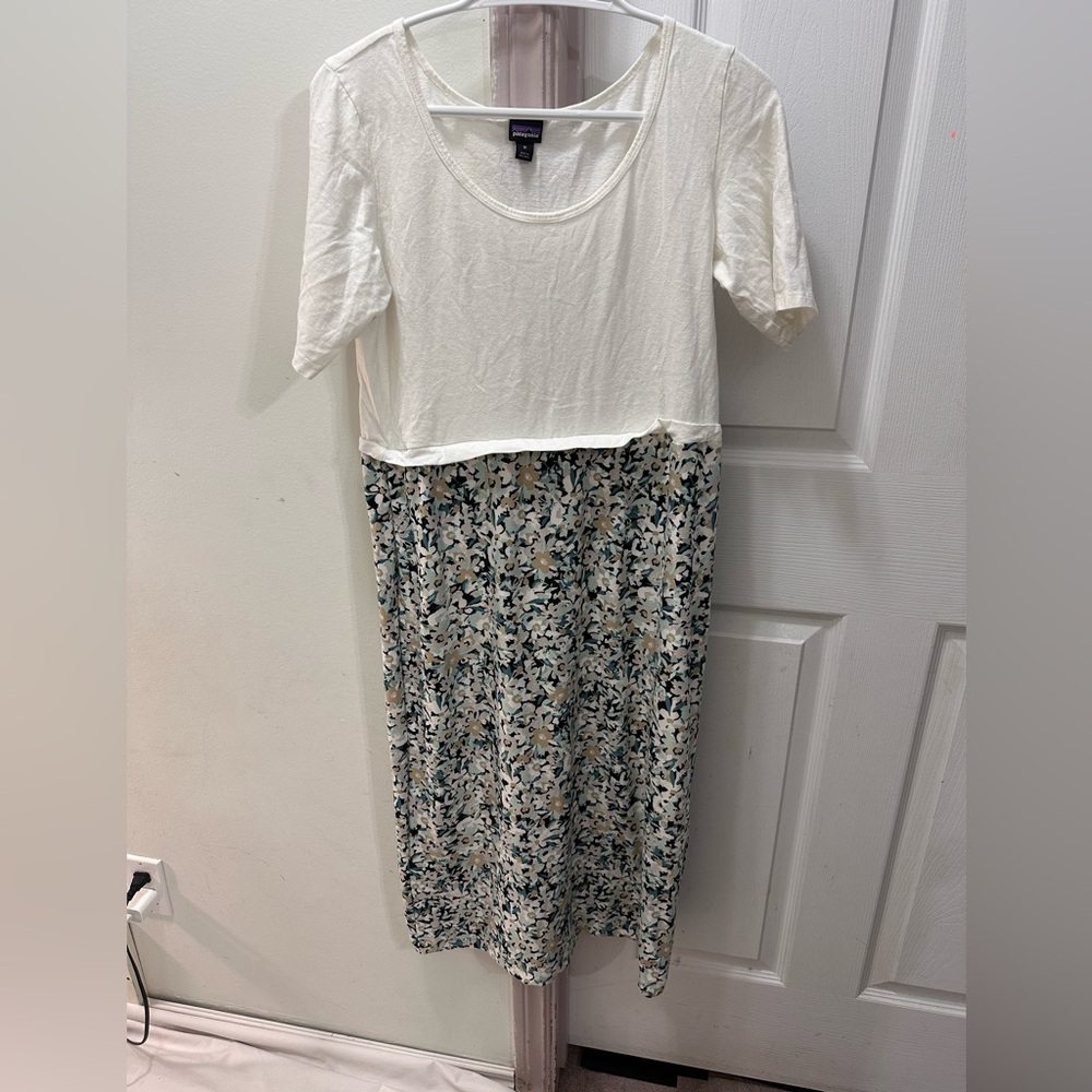 Patagonia Women’s Floral Midi Dress White Top Size M Casual Summer
